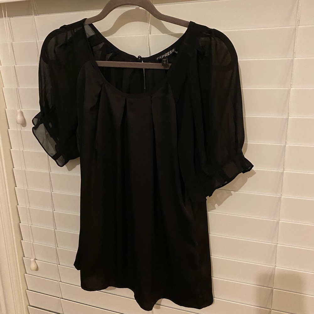 Express shirt - medium